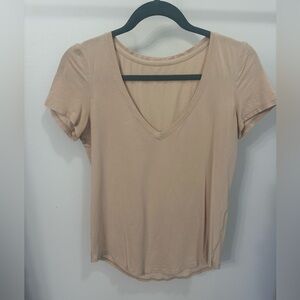 Lululemon Love V-neck T-shirt